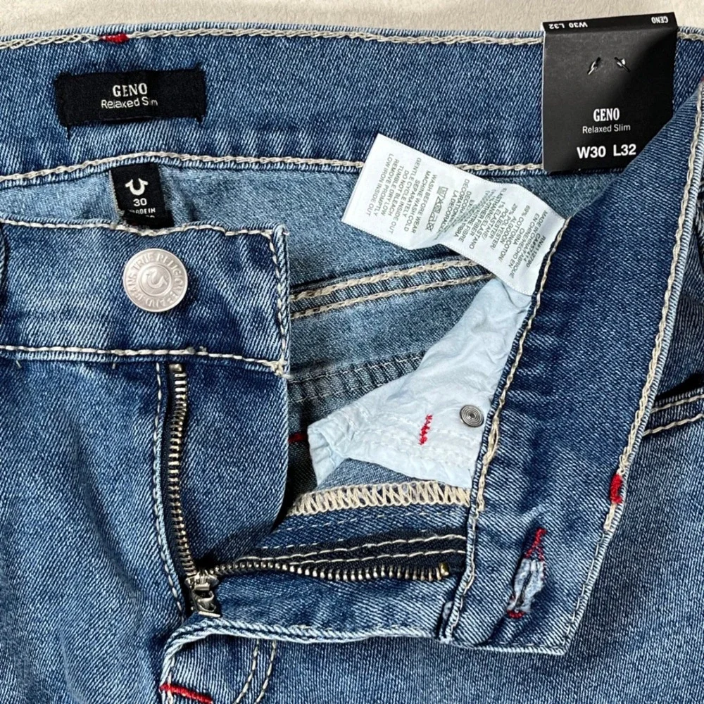 New True Religion Geno Big T Flap Jeans Men 30 Blue Relaxed Slim Red Stitch NWT